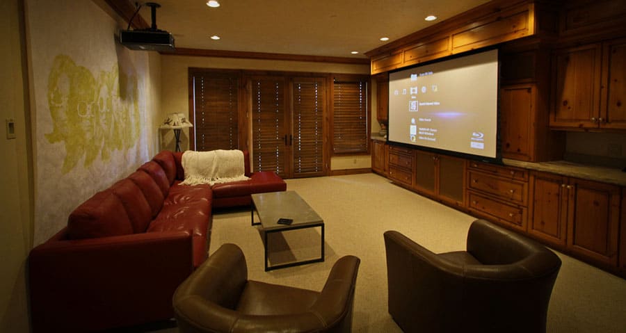 Featured image of post Living Room Wall Mounted Living Room Home Theater Speakers / There will be some limitations especially it will allow more floor space and less clutter in the room.