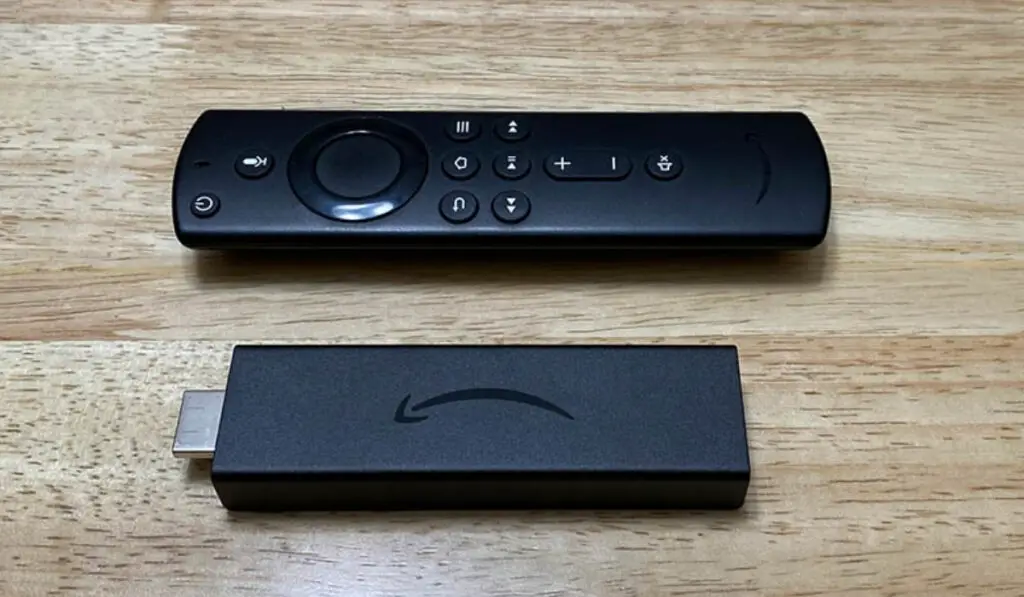 Fire TV Stick with Alexa Voice Remote (includes TV controls), Dolby  Atmos audio - 2020 release